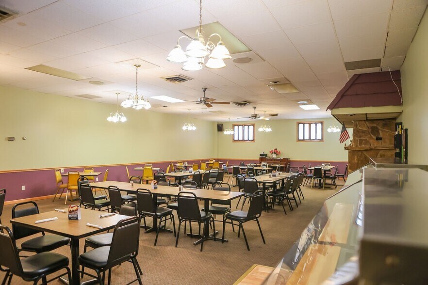More Photos Of 616 Main St, Norway Restaurant For Sale