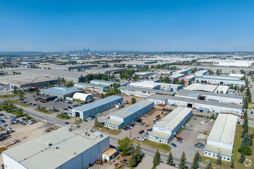 More Photos Of 5110 76th Ave SE, Calgary Manufacturing For Sale