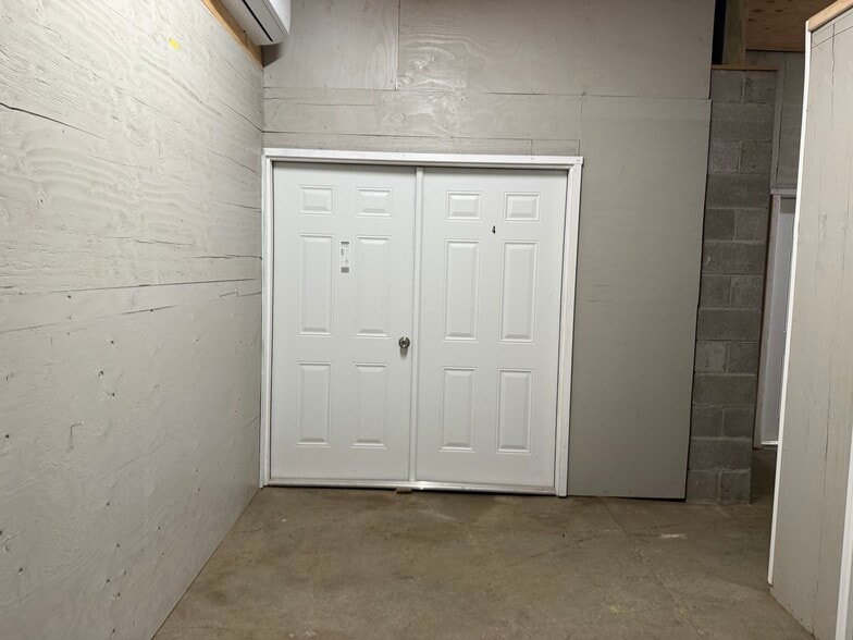 More Photos Of 87 Tremont st, New Bedford Industrial For Sale