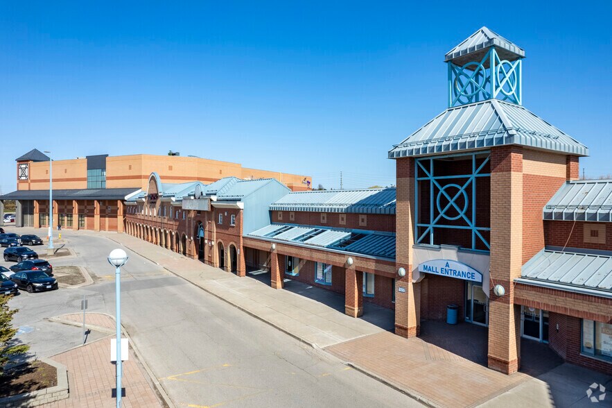 Primary Photo Of 3255 Hwy 7 E, Markham Storefront For Sale