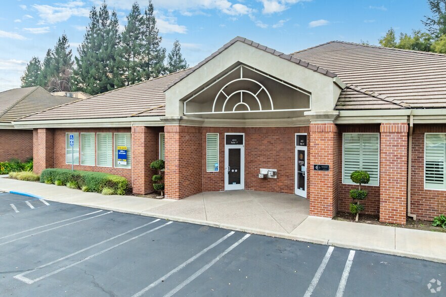 More Photos Of 4213 Dale Rd, Modesto Office For Sale