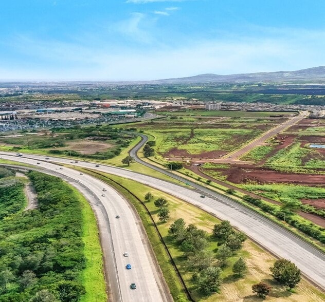 More Photos Of 94-1411 Waokoa St, Waipahu Unknown For Lease