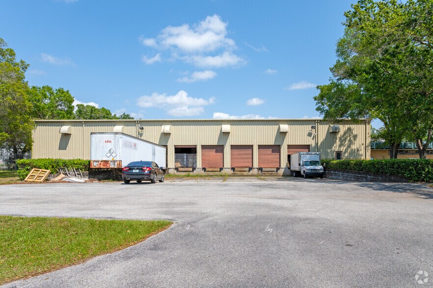 More Photos Of 5609 W Sligh Ave, Tampa Manufacturing For Sale