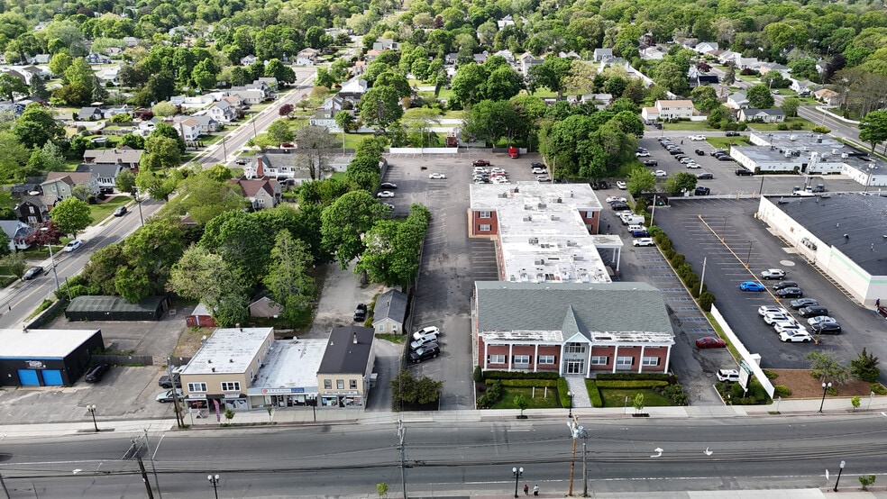 More Photos Of 475 E Main St, Patchogue Medical For Sale
