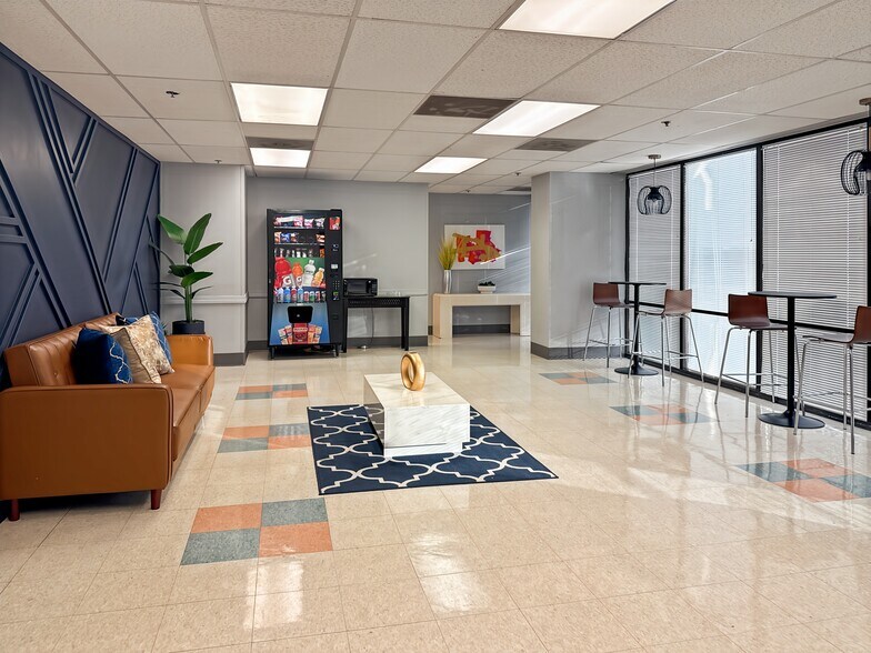 More Photos Of 1331 Union Ave, Memphis Coworking Space