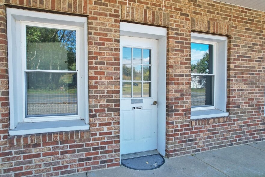 More Photos Of 1759 US Hwy Bsn 340 W, Stanley Auto Dealership For Sale