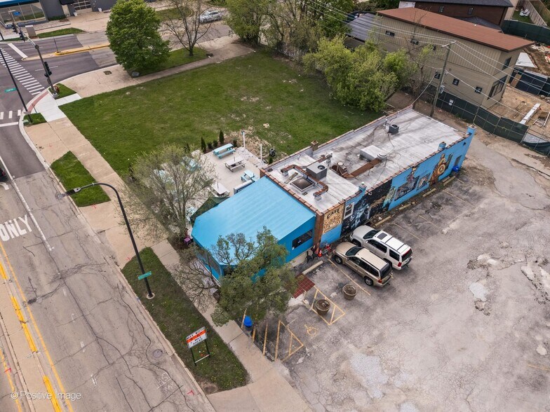 More Photos Of 2628-2632 Gross Point Rd, Evanston Land For Sale