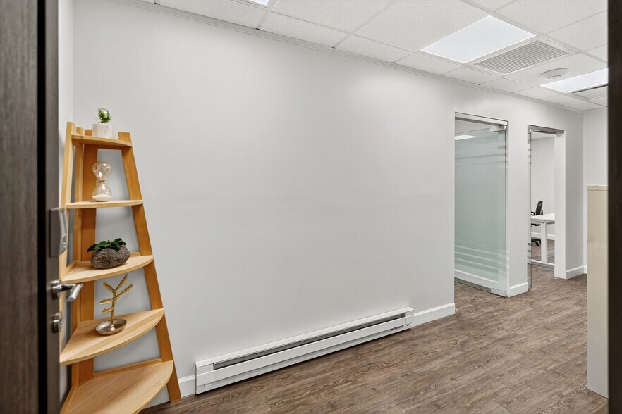 More Photos Of 228 Route 34, Old Bridge Office For Sale