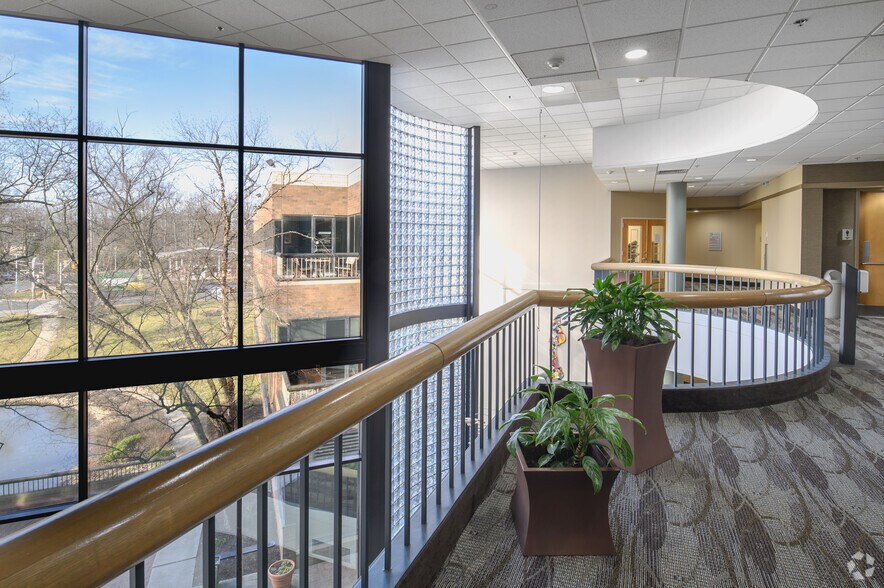 More Photos Of 51 Haddonfield Rd, Cherry Hill Office For Lease