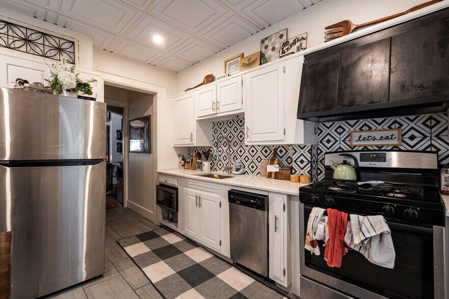 More Photos Of 2519 N Murray Ave, Milwaukee Apartments For Sale