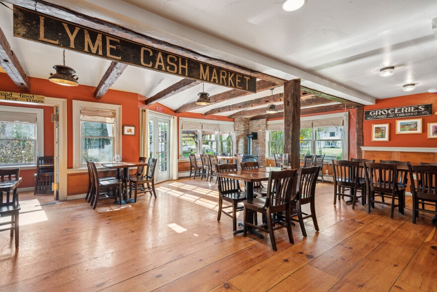 More Photos Of 9 Main St, Lyme Hospitality For Sale