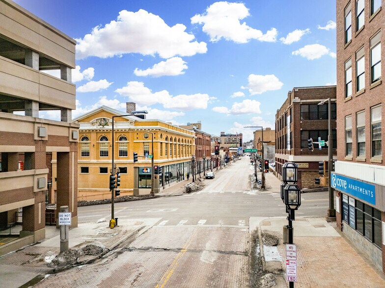 More Photos Of 2 W 1st St, Duluth Storefront For Sale