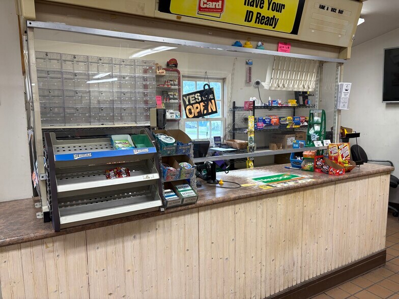More Photos Of 2 Chesterfield Georgetown Rd, Chesterfield Convenience Store For Sale