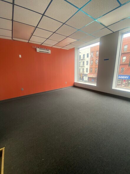 More Photos Of 1542 Fulton St, Brooklyn Freestanding For Lease
