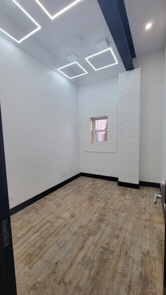 More Photos Of 283 NY-32 Rt, Central Valley Office For Lease