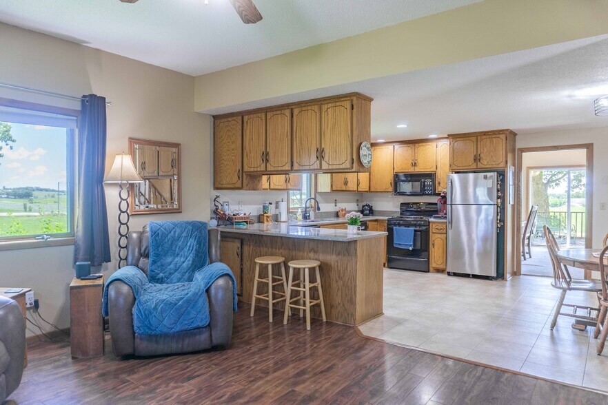 More Photos Of 24166 Langford Ave, Jordan Land For Sale