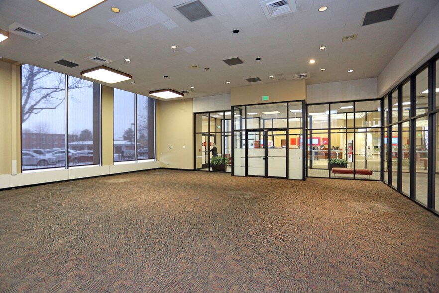 More Photos Of 5601 S Broadway, Littleton Office For Lease