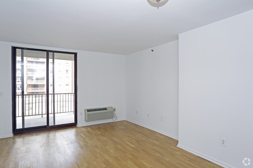 More Photos Of 205 Hudson St, Hoboken Multifamily For Sale