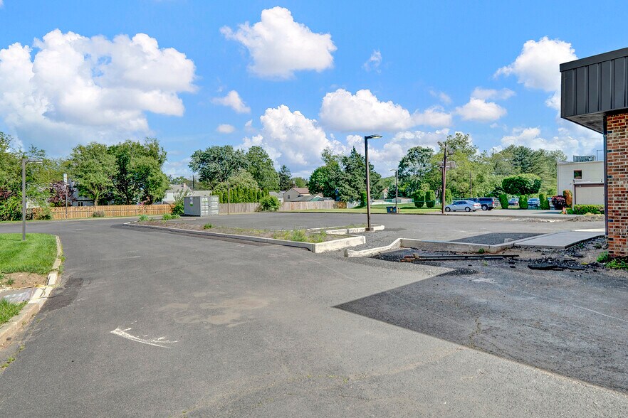 More Photos Of 40 Scotch Rd, Ewing Township Bank For Sale