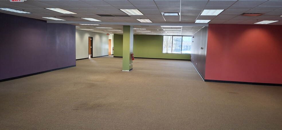 More Photos Of 18401 Maple Creek Dr, Tinley Park Medical For Lease