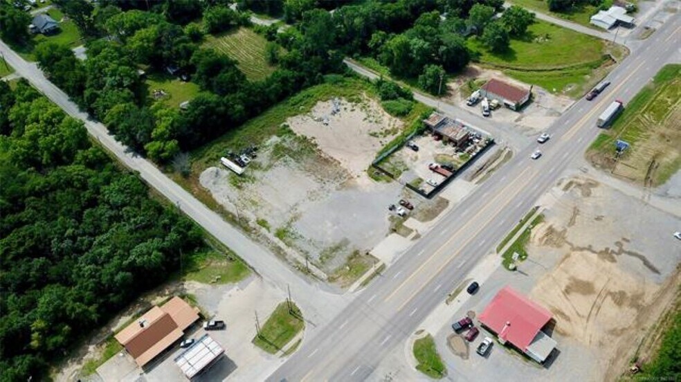 More Photos Of 909 S Garfield Ave, Kiowa Convenience Store For Sale