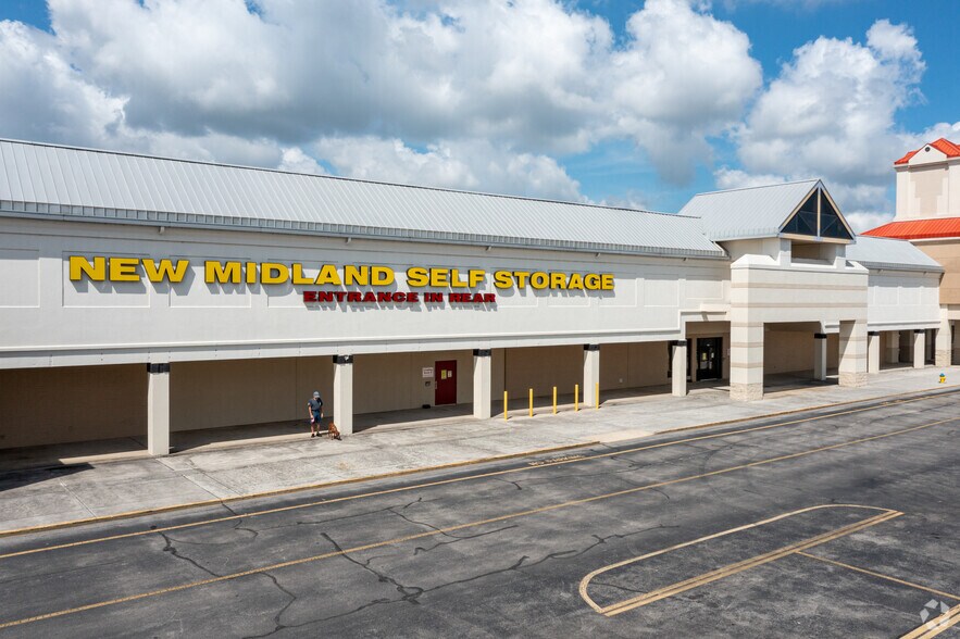 More Photos Of 126-256 S Calderwood St, Alcoa Unknown For Lease