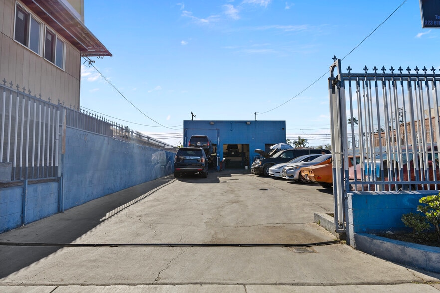 More Photos Of 3846 W Imperial Hwy, Inglewood Industrial For Sale