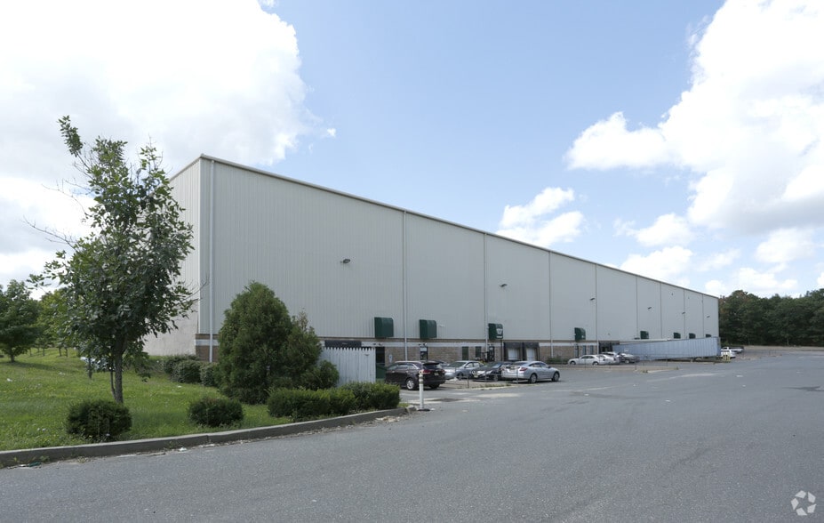 Primary Photo Of 687 Prospect St, Lakewood Warehouse For Lease
