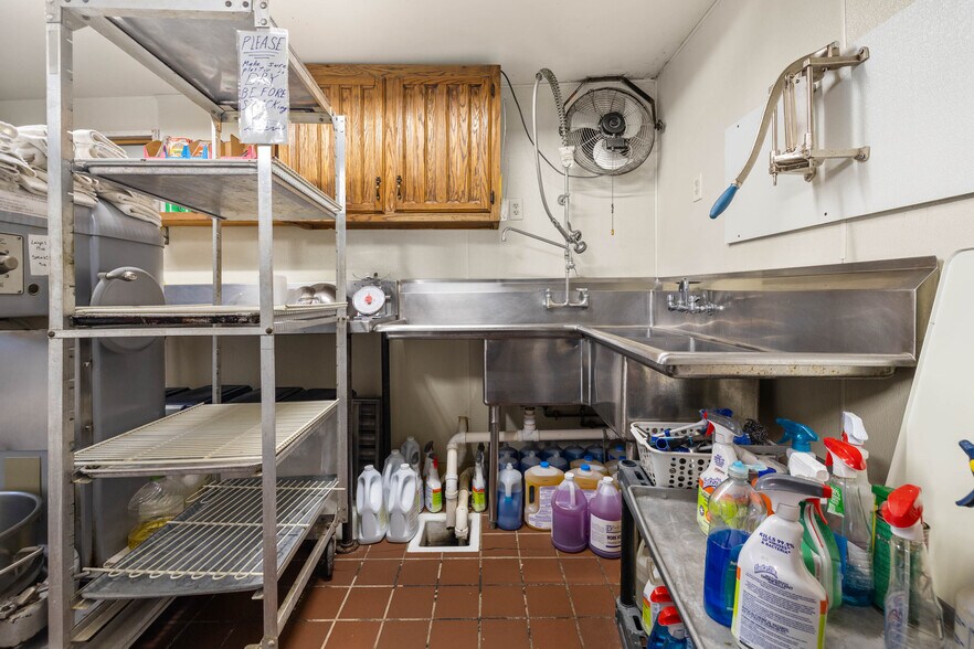 More Photos Of 179 Vermont Route 100 N, Wilmington Specialty For Sale