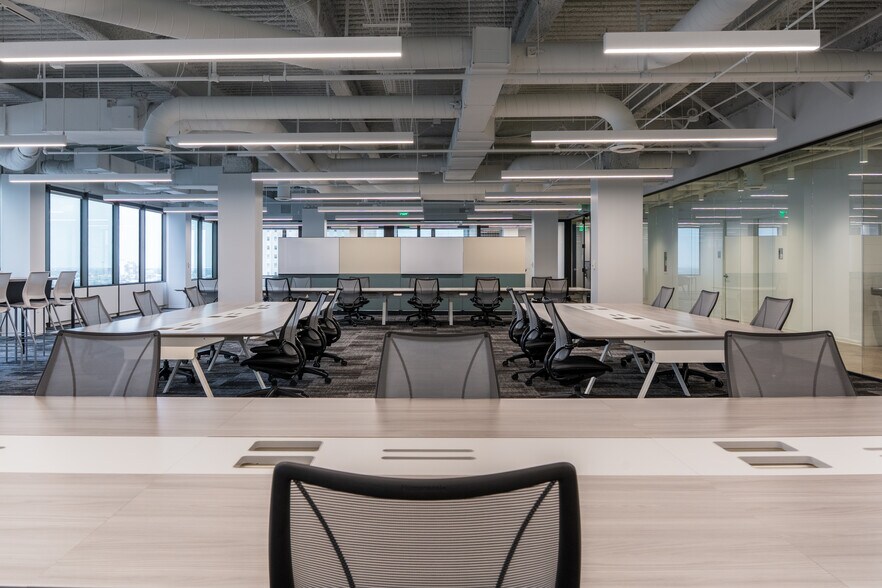 More Photos Of 1801 Main St, Houston Office For Lease