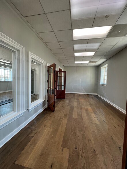 More Photos Of 1222-1226 Harris St, Charlottesville Office For Lease