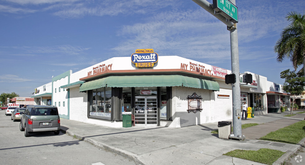 Primary Photo Of 800-826 N Krome Ave, Homestead Storefront For Lease