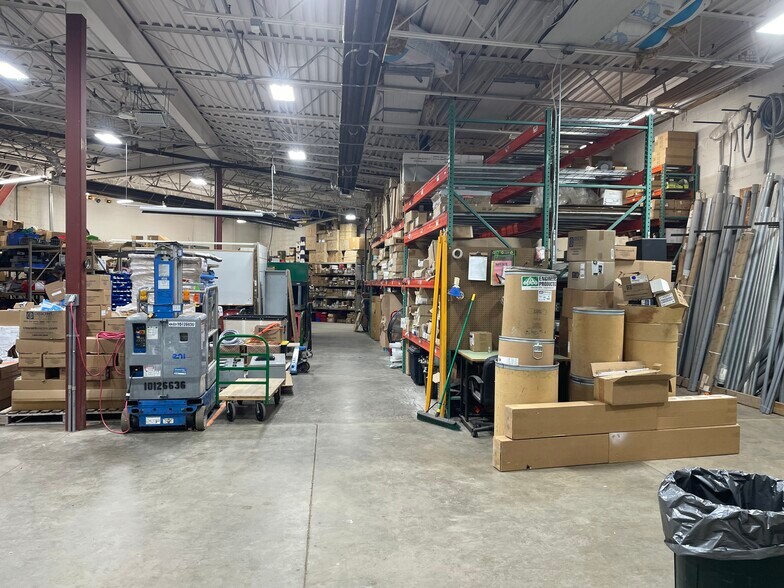 More Photos Of 2343 NW 135th Ln, Andover Manufacturing For Sale