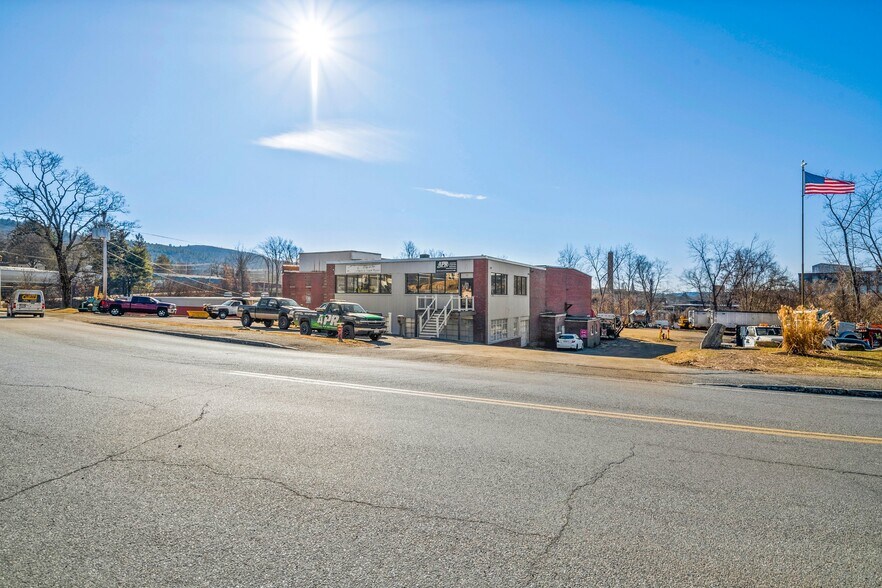 More Photos Of 55 East St, Ware Warehouse For Sale