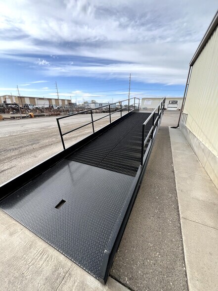 More Photos Of 1994 Highland Ave E, Twin Falls Warehouse For Lease