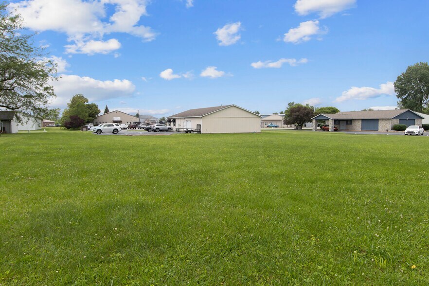 More Photos Of 1225 Ransdell Ct, Lebanon Warehouse For Lease