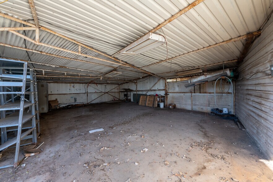 More Photos Of 1264 US Highway 281, Wichita Falls Service For Sale