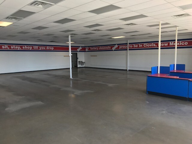 More Photos Of 4024 N Prince St, Clovis Storefront For Sale