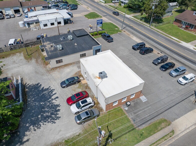 More Photos Of 1326 E Pembroke Ave, Hampton Office For Sale