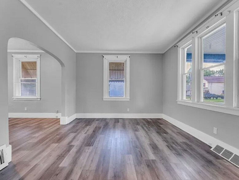 More Photos Of ,  Unknown For Sale