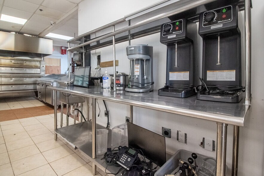 More Photos Of 127 S Main St, Ellenville Fast Food For Sale