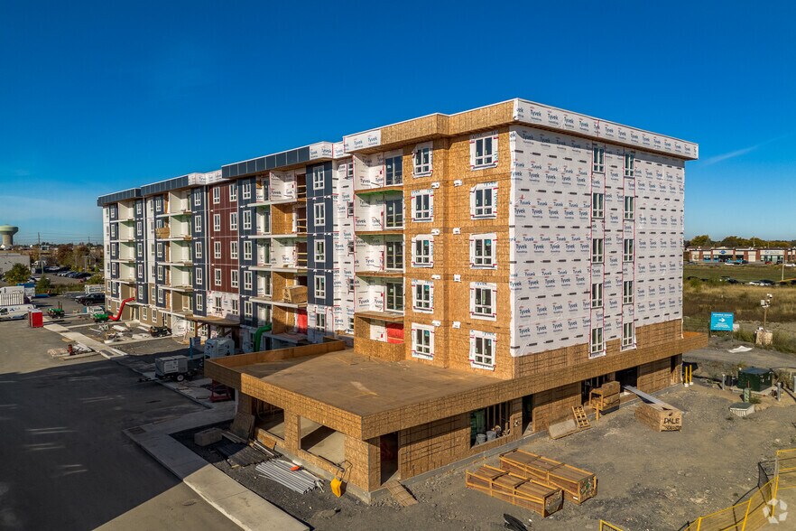 More Photos Of 1070 Noëlla Leclair Way, Ottawa Apartments For Lease