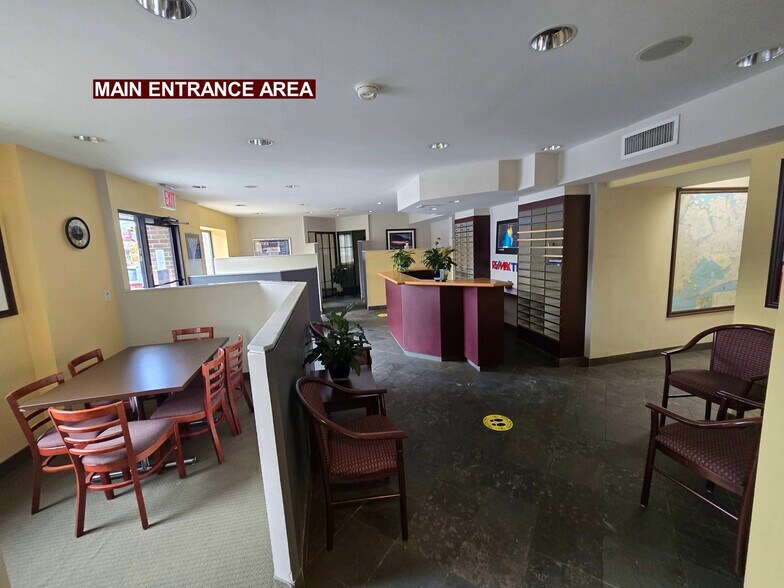 More Photos Of 7115 Northern Blvd, Jackson Heights Office For Sale