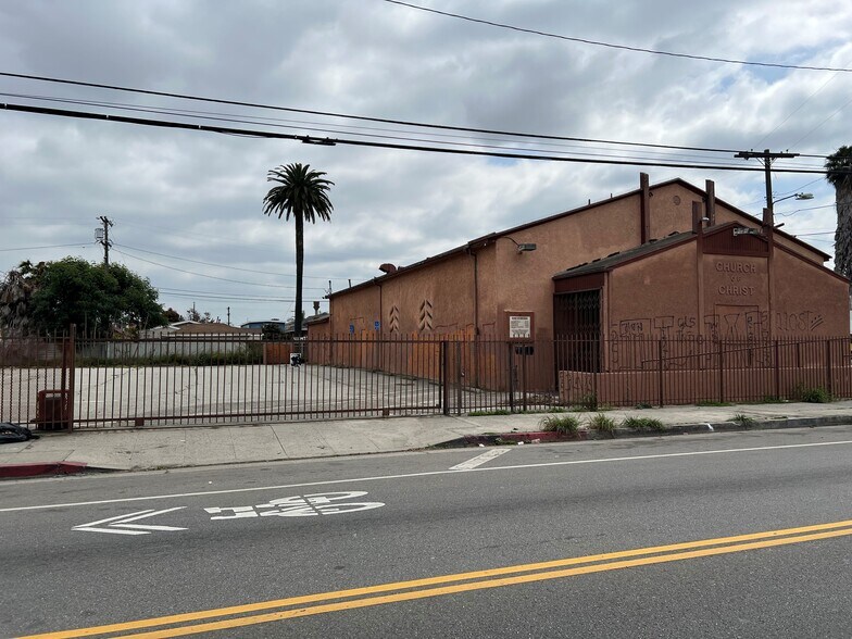 More Photos Of 10982 Wilmington Ave, Los Angeles Religious Facility For Sale