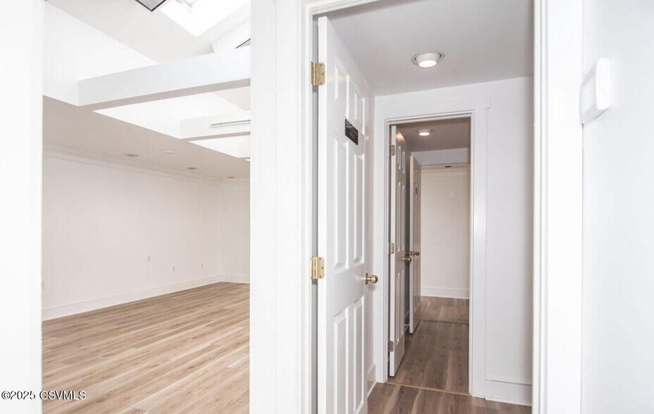 More Photos Of 30-32 N 2nd St, Lewisburg Storefront Retail Residential For Lease