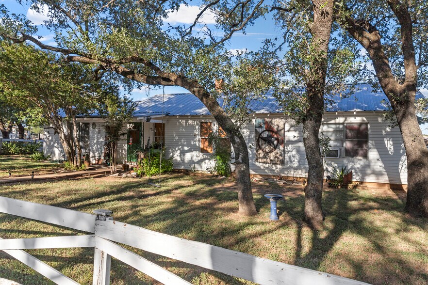 More Photos Of 711 Main Street, Johnson City Land For Sale