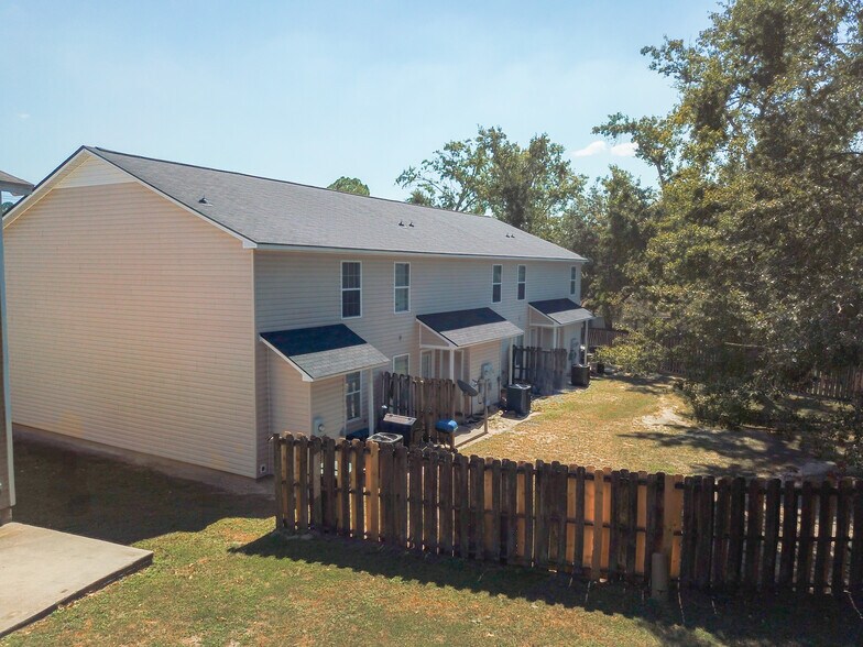 More Photos Of 1533 Woodard St, Valdosta Apartments For Sale