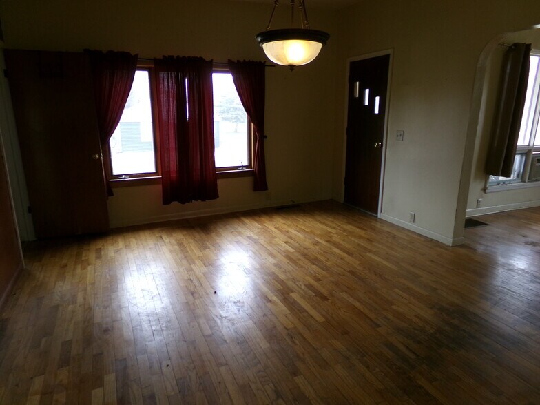 More Photos Of 520 Olive St, Saint Louis Religious Facility For Sale