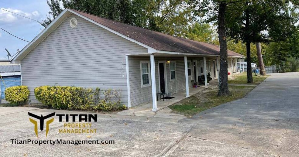 More Photos Of Main St, Benton Specialty For Sale