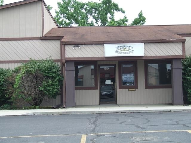 Primary Photo Of 3271-3275 S 3rd Pl, Terre Haute Office For Lease